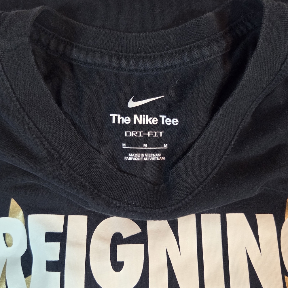 Black Nike Dri-fit Men's T-Shirt Size Med.- Reigning Buckets Design - Picture 8 of 8